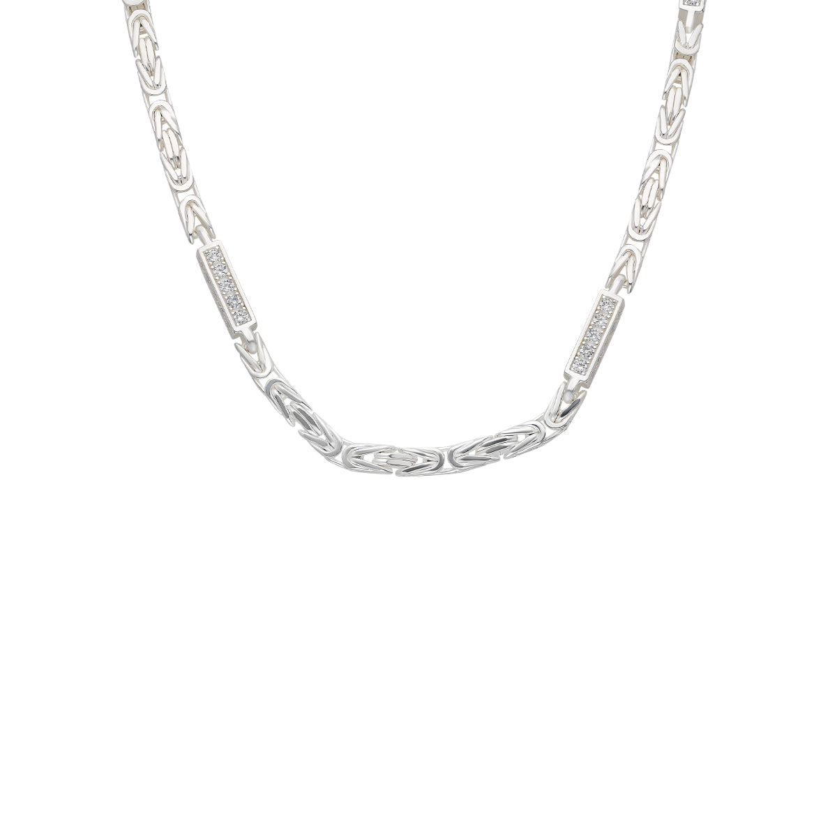 Silberne Kette mit Strasssteinen von Ketten Boss, 925 Silber, detailreiche Kette mit funkelnden Steinen.