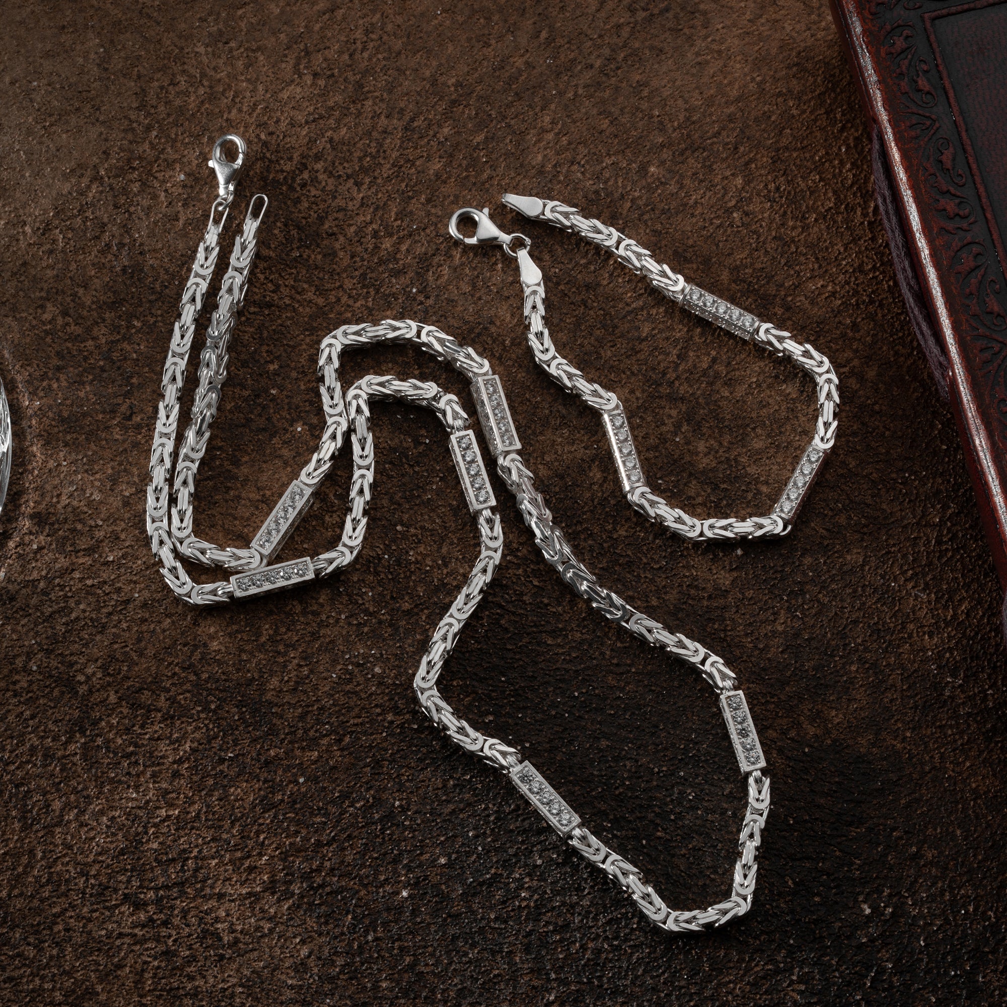 Königskette mit 4 mm Strassstein im Set, 925 Silber, elegante Halskette mit funkelnden Steinen, Schmuck von Ketten Boss