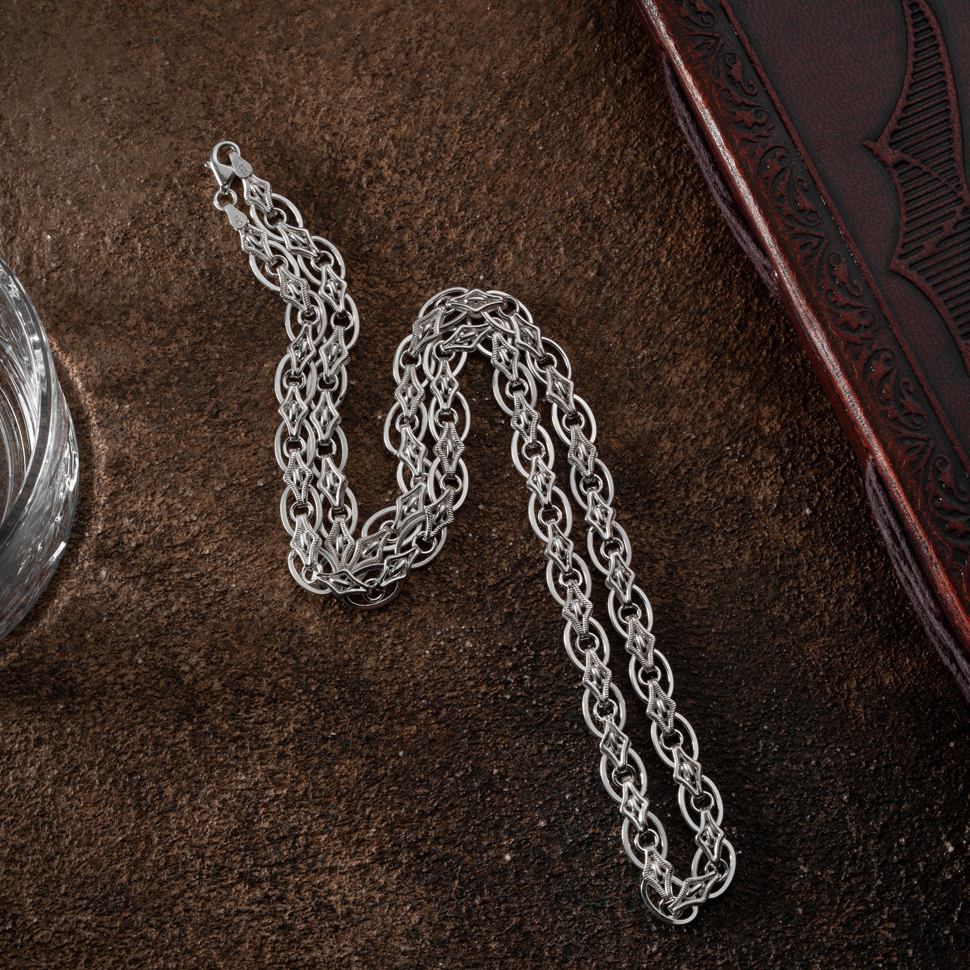 Silberne Magnetschmuck-Halskette aus 925er Silber, schlichtes Design mit feinen Gliedern, von Ketten Boss.