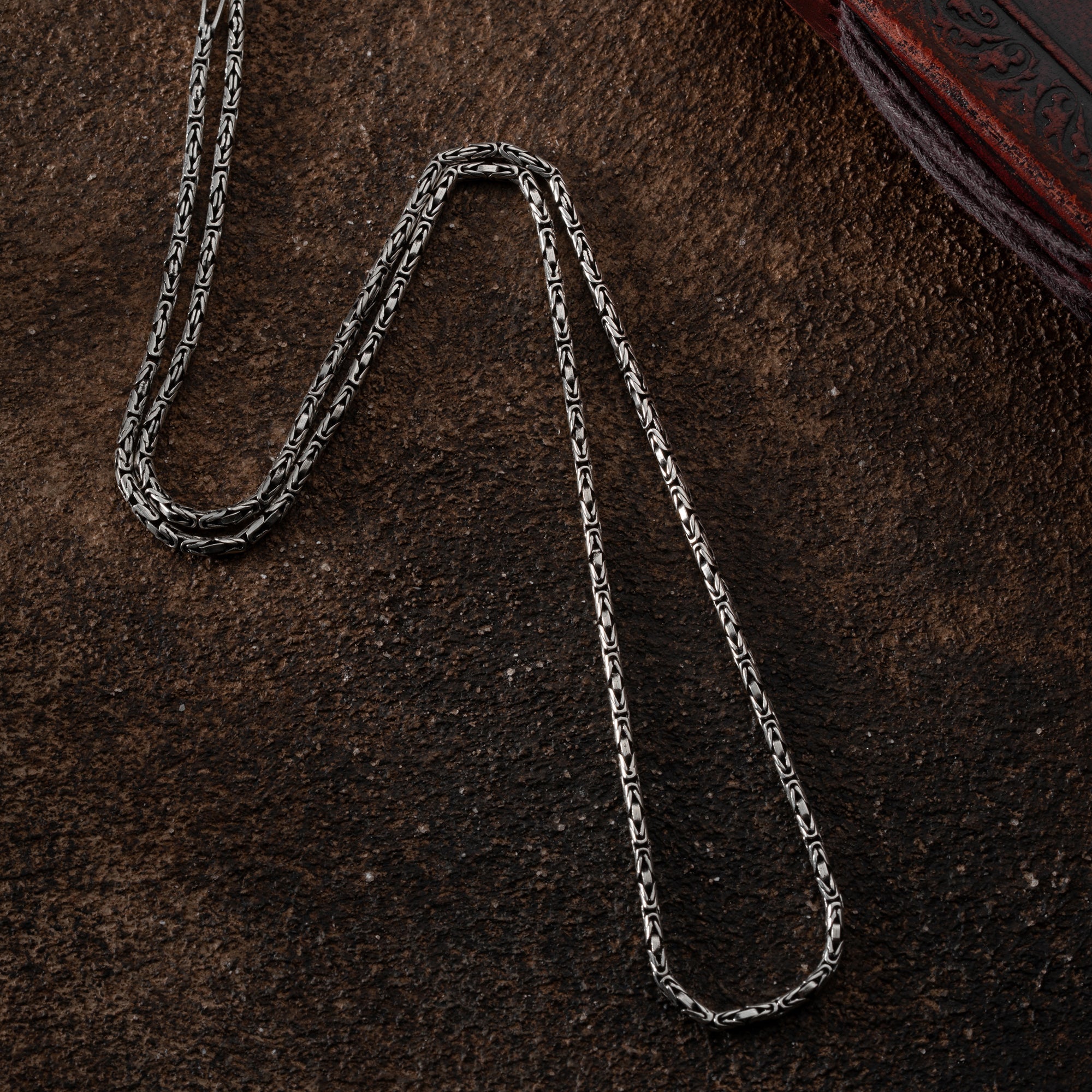 925 Silber Halskette mit ovalen Königskettengliedern, 2 mm breit, elegante Ketten Boss Schmuck für Damen