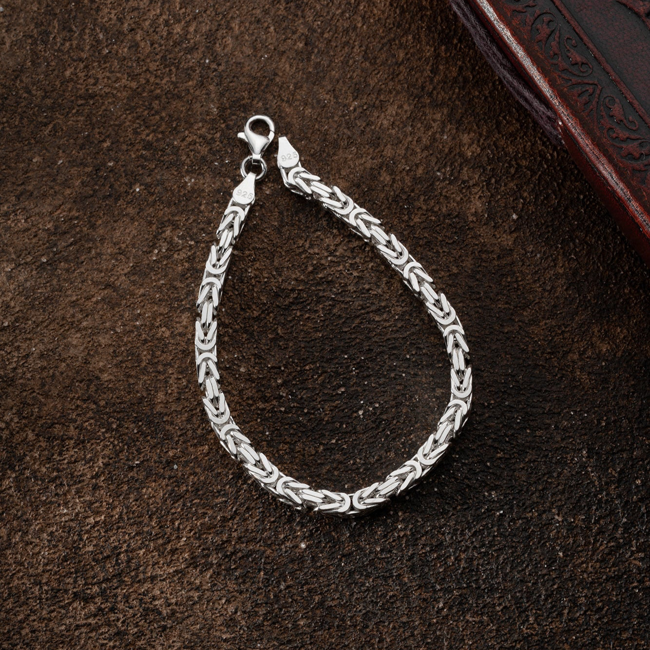 Silbernes KÖNIGSARMBAND VIERKANT MASSIV 4mm von Ketten Boss, 925 Silber, glänzendes, massives Armband mit quadratischem Design