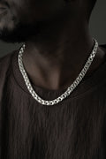925 Silber Kette von Ketten Boss, elegante Anker-Design, glänzender Silberhalskette, sichtbare Kettenkonstruktion und feine Verarbeitung