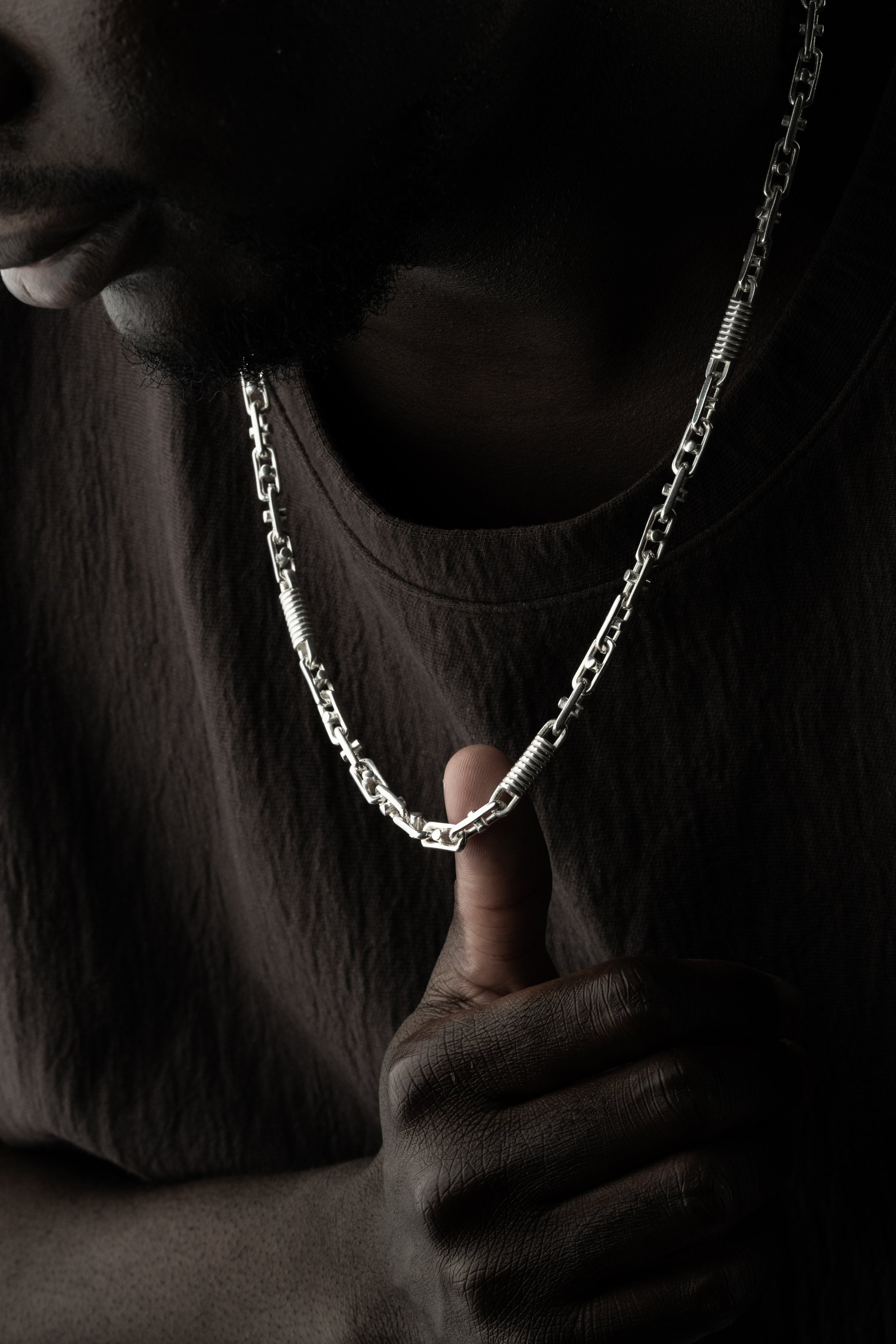 Silberne Montecarlo-Kette aus 925er Silber von Ketten Boss, Nahaufnahme mit feinen Gliedern und glänzendem Finish