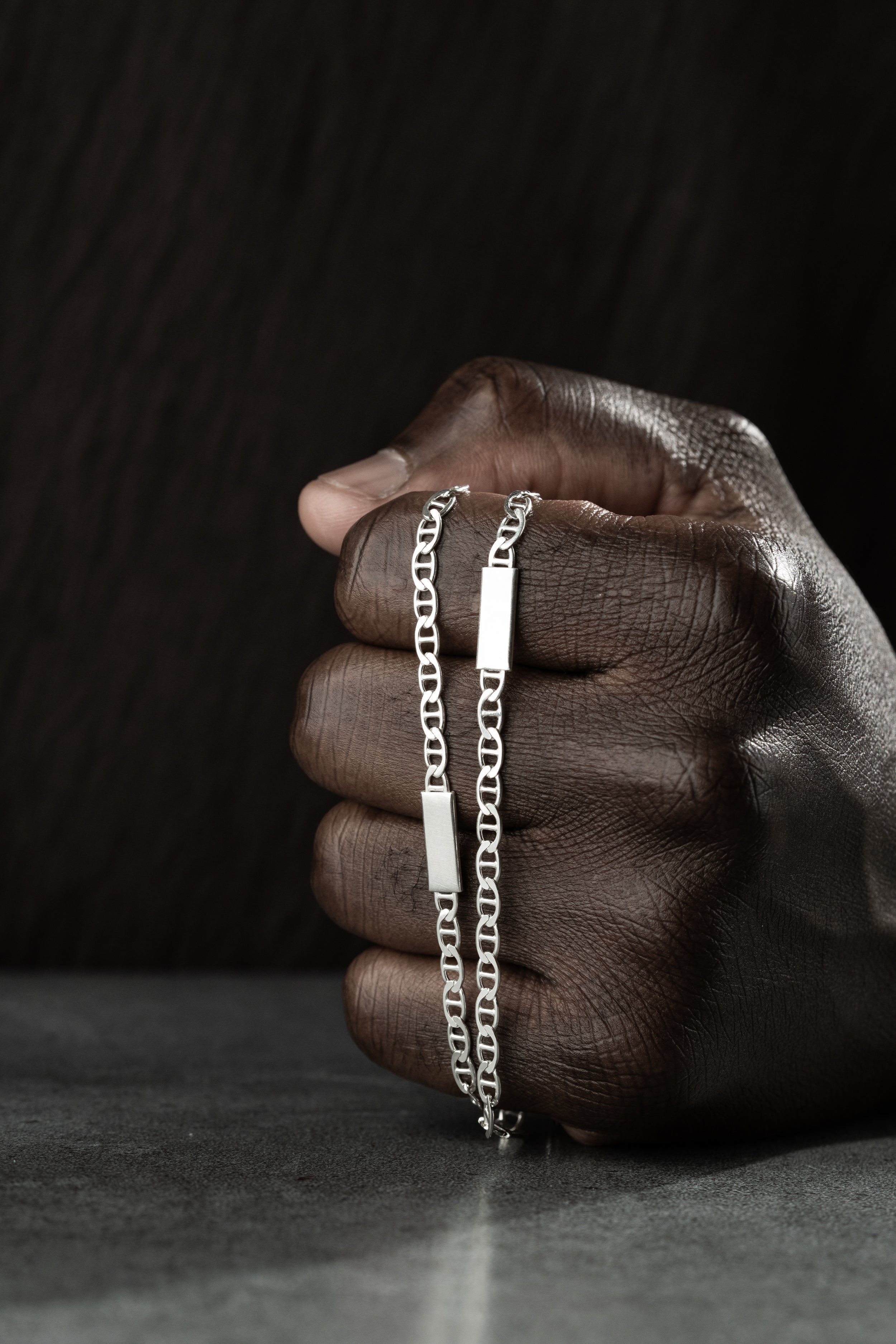 925 Silber Cuban Kette von Ketten Boss, flache Plattenglieder, elegantes Schmuckstück für Damen