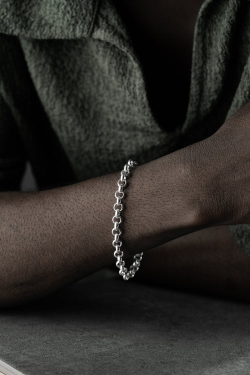 Grobes 5mm Silberarmband von BIG DOCH, aus 925er Sterlingsilber, mit schlichter, robuster Optik und Ketten Boss Marke