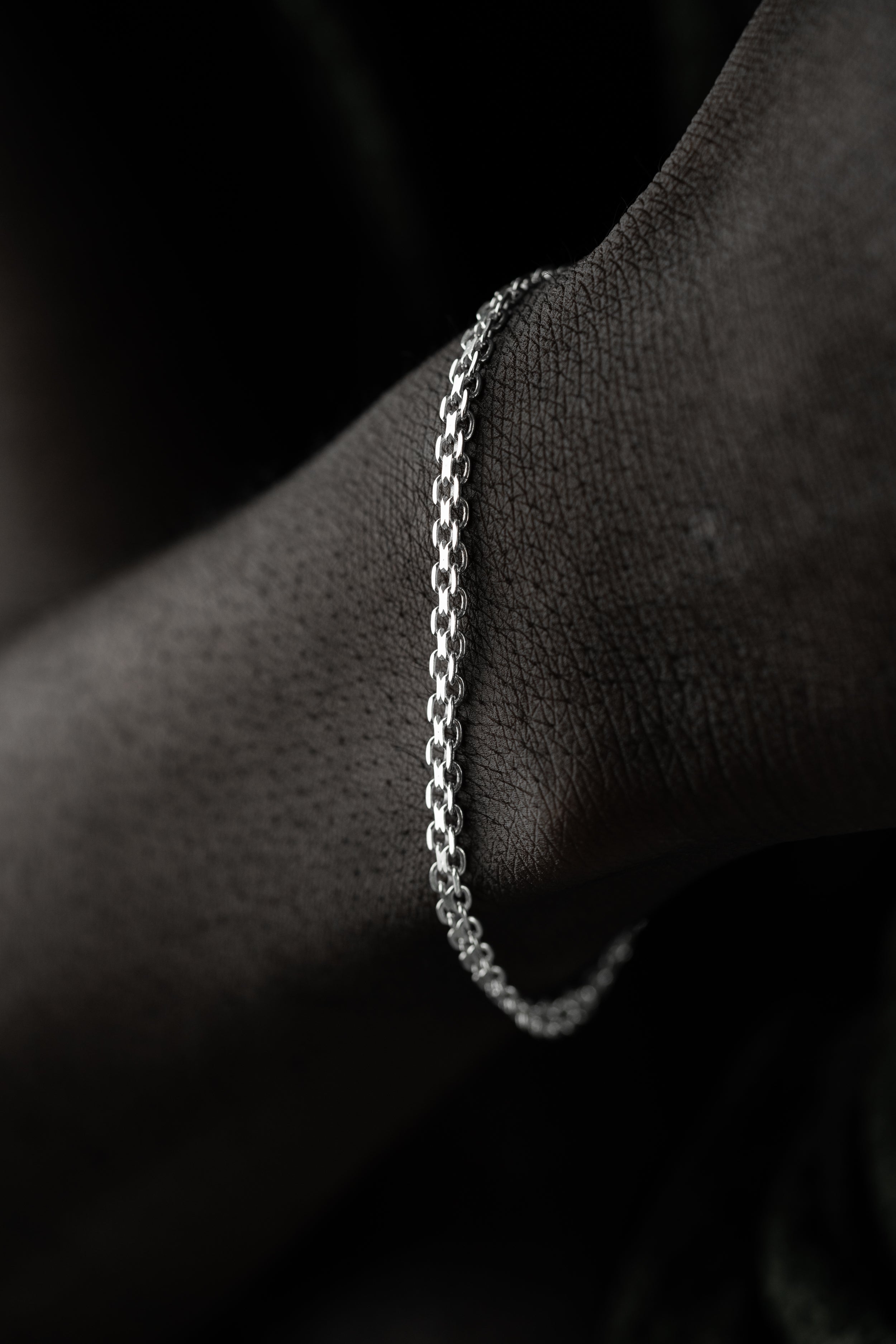 Bismark Armband 4mm aus 925er Silber von Ketten Boss, detaillierte Nahaufnahme des eleganten Silberarmbands