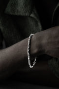 Silberarmband mit 4 mm MYX Design von Ketten Boss, glänzendes 925 Silber, detailreiche Oberfläche, elegantes Schmuckstück